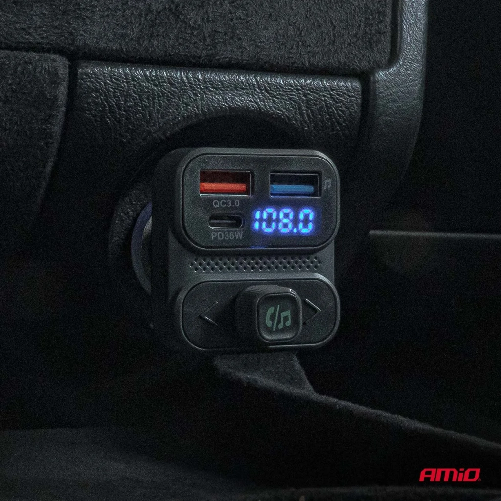 04649 Автомобильный FM-передатчик